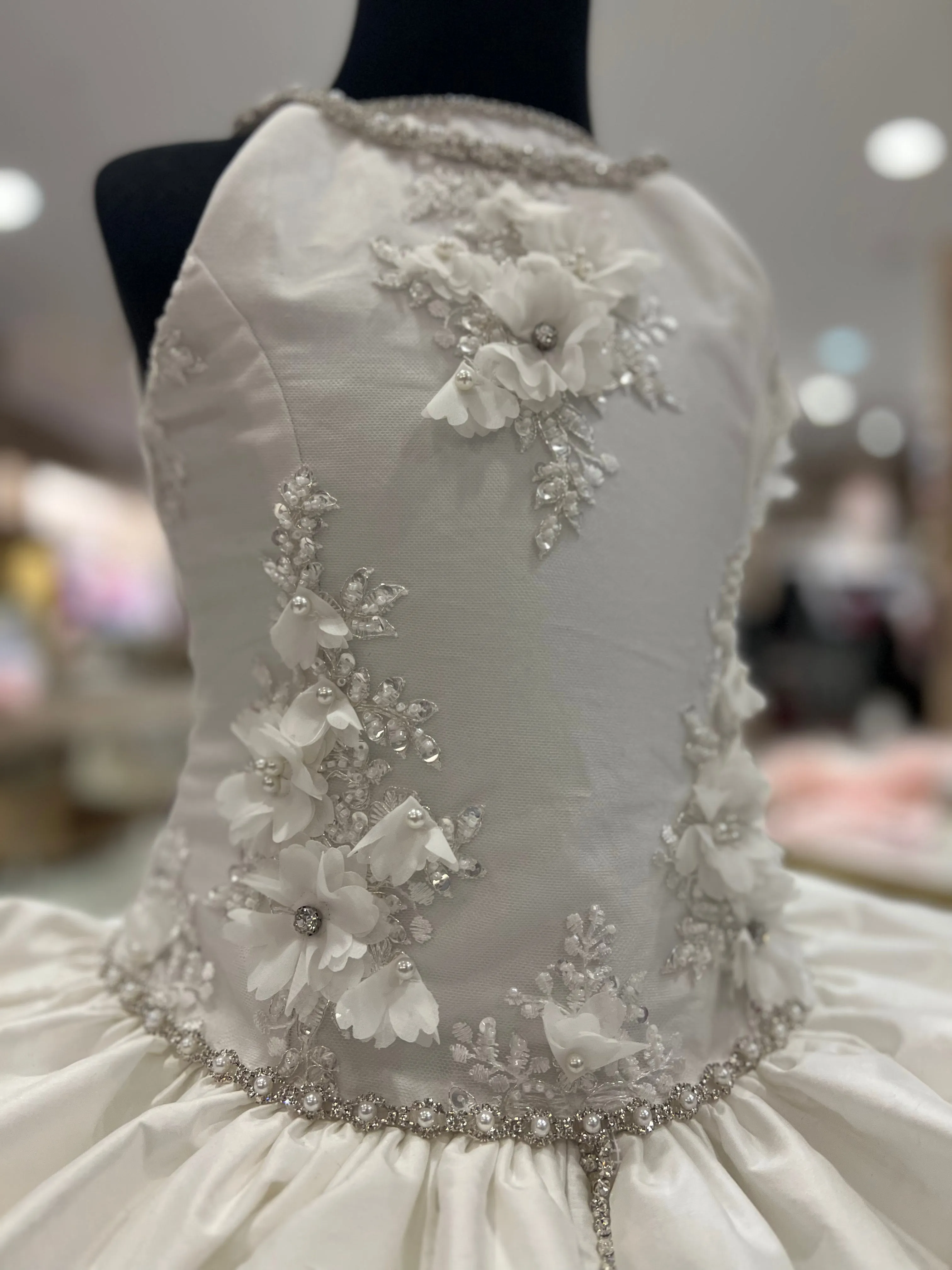 Christie Helene Belize Dress in Dimensional Lace